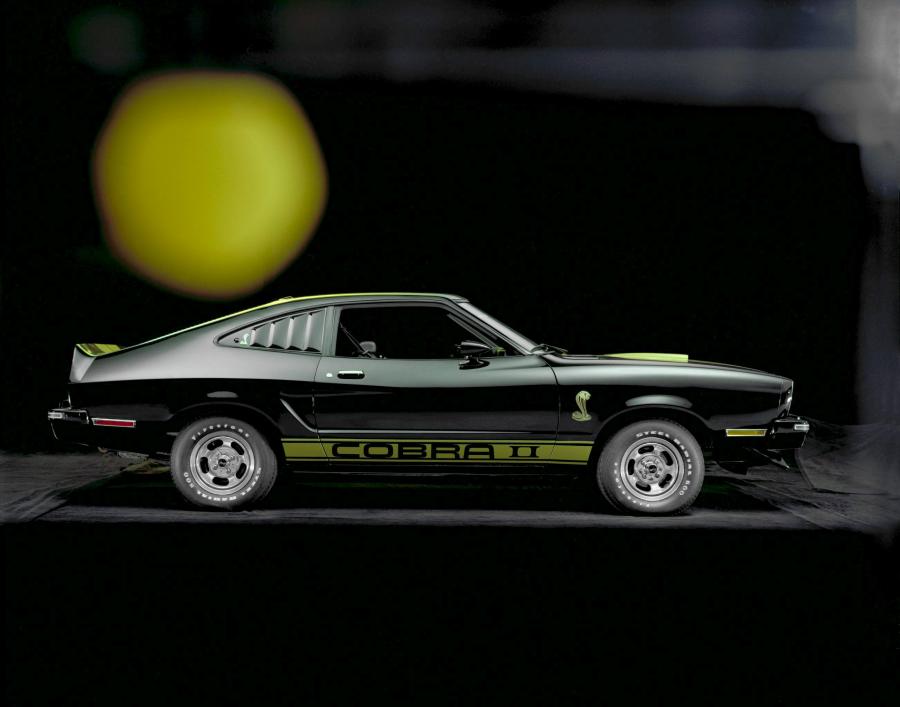  Ford Mustang II Cobra II 1977 года  (фото 2 из 7)